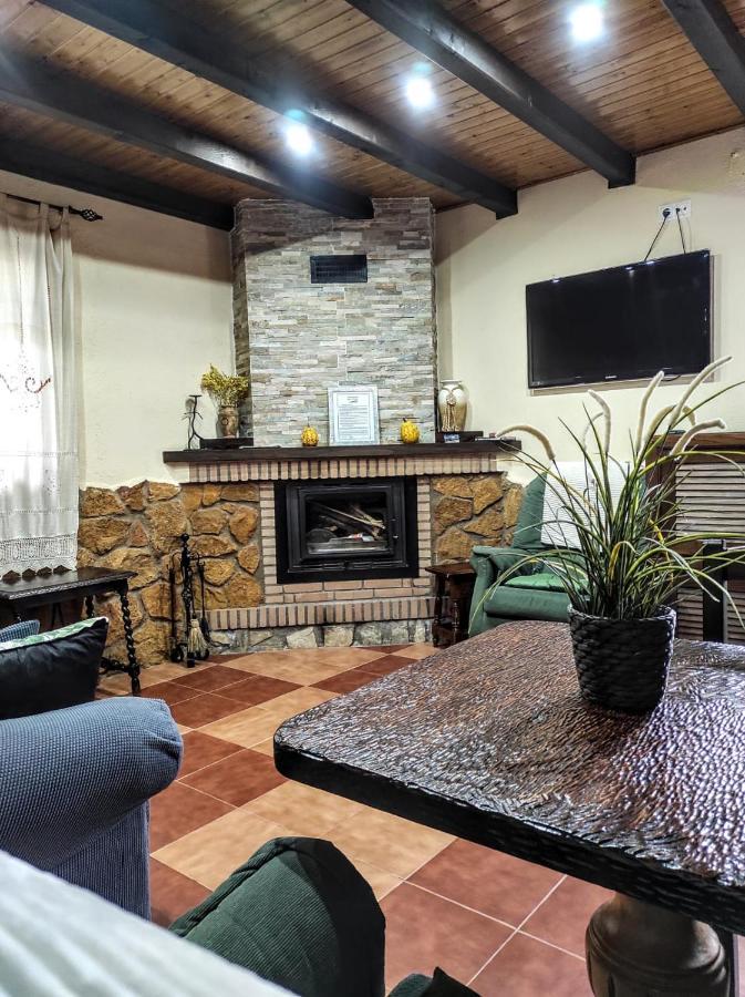 Apartamentos Rurales Fuente Chiquita Hervas Bagian luar foto